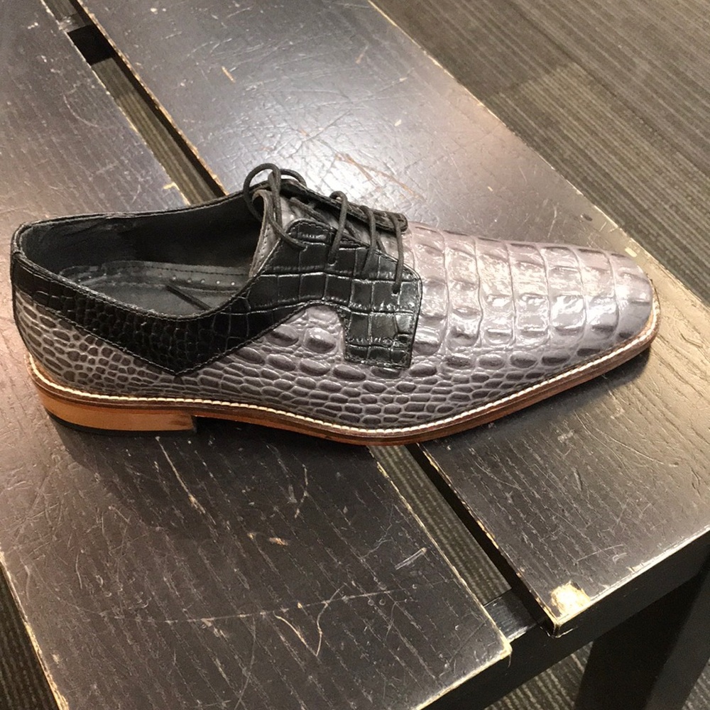 Men’s shoes